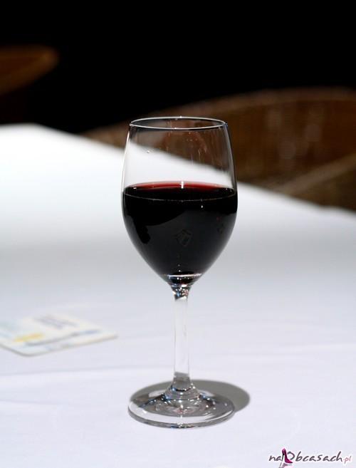 Alkohol w ciąży i jego wpływ na rozwój płodu 