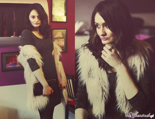 faux fur vest