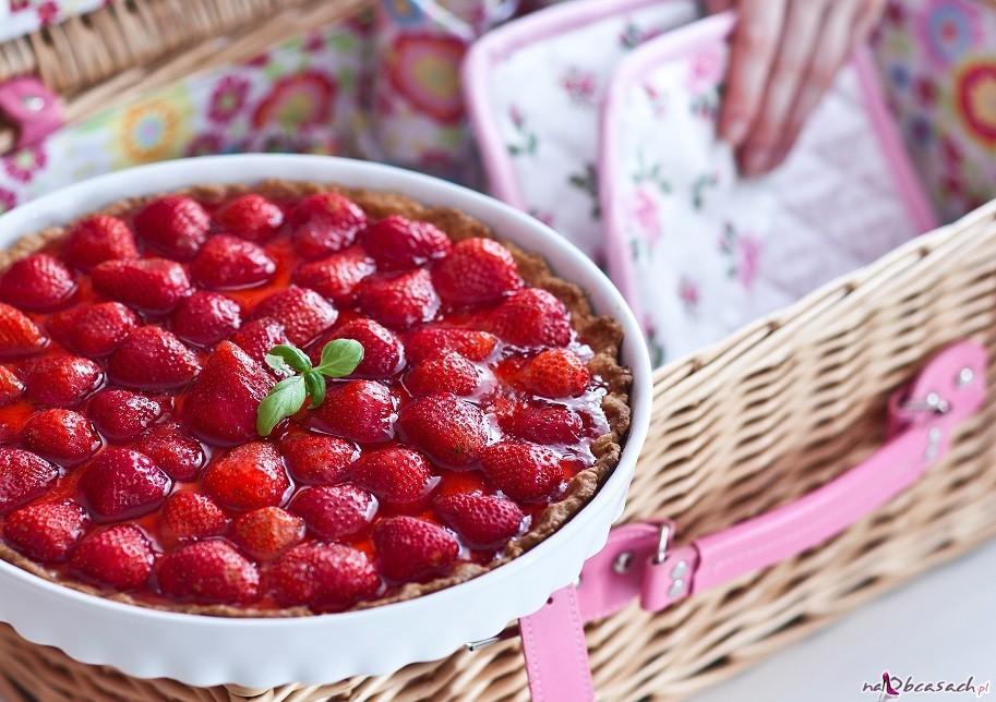 Truskawkowy niezbędnik deserowy z przepisem na tartę