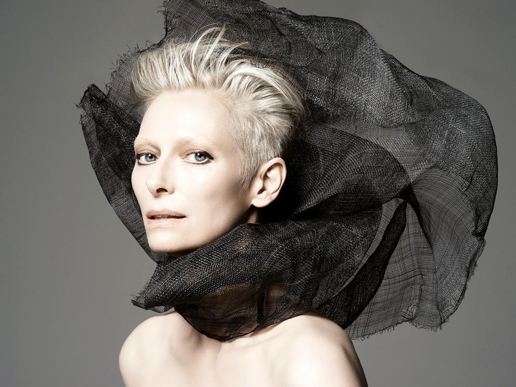 1413559396_tilda-swinton-nars-zoom