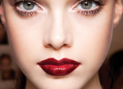 beauty-corner-red-lips-1_4612