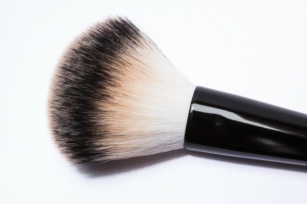 brush-259180_1280