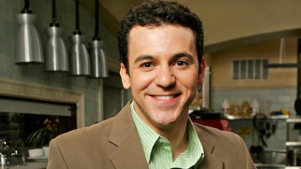 fred-savage-happy-endings-episode-season-2