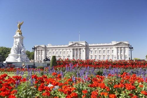 Buckingham_Palace