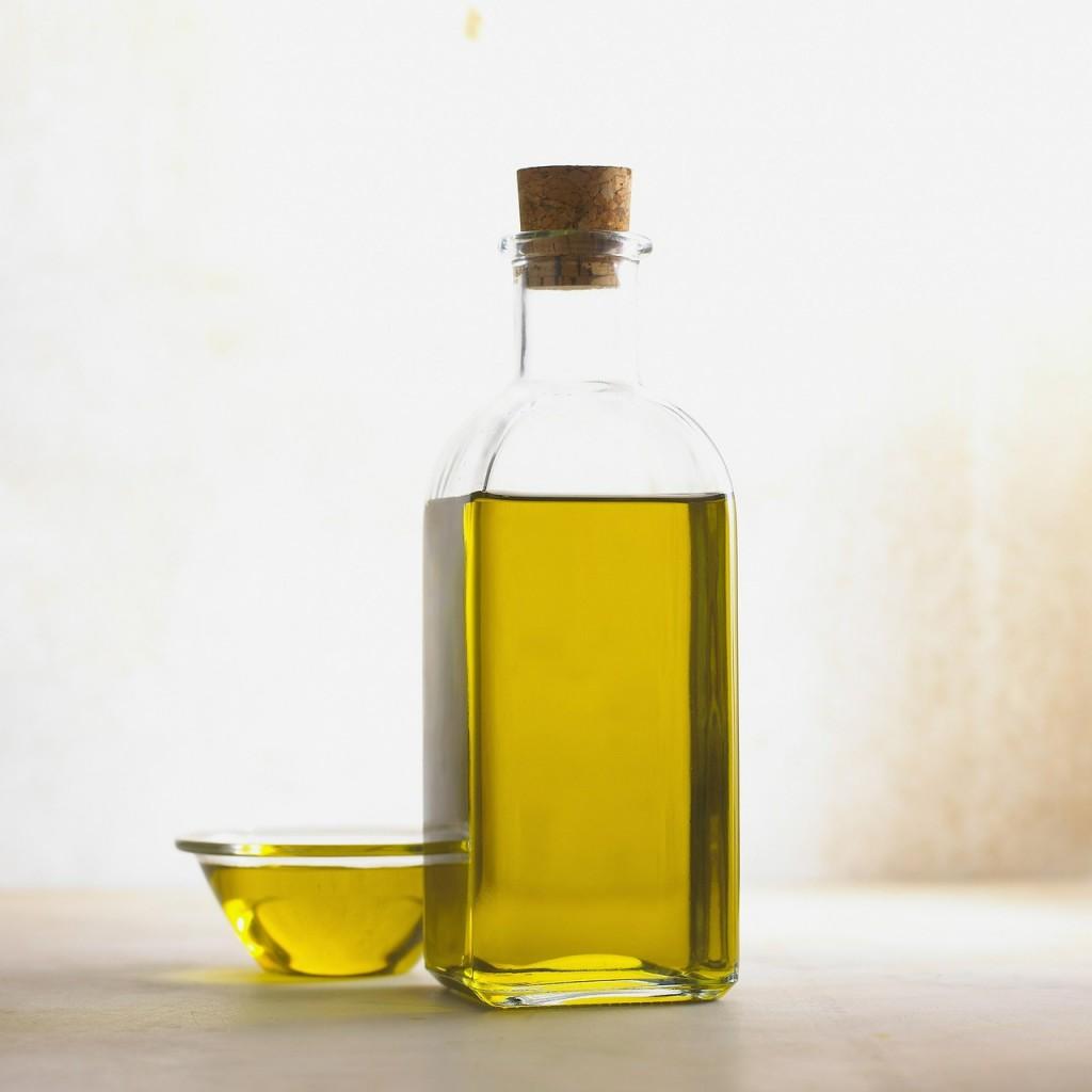 olive-oil-356102_1280