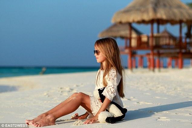 23C3DAD400000578-2861986-Family_photos_of_Kristina_show_she_has_always_been_photogenic_an-a-11_1417782885550