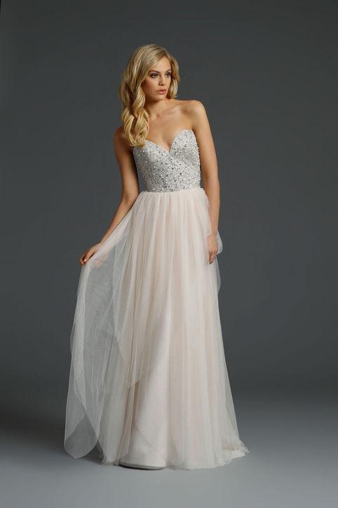 3-best-new-wedding-dresses-bridal-market-h724