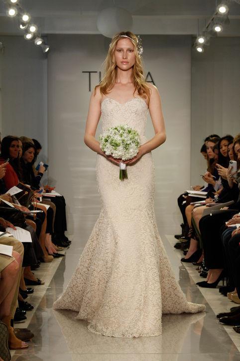 39-best-new-wedding-dresses-bridal-market-h724