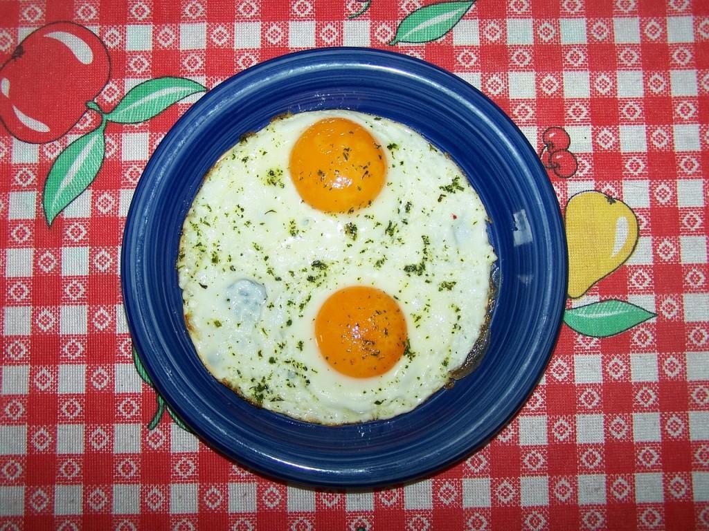 fried-eggs-337530_1280