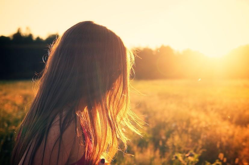 girl-hair-meadow-403-827x550