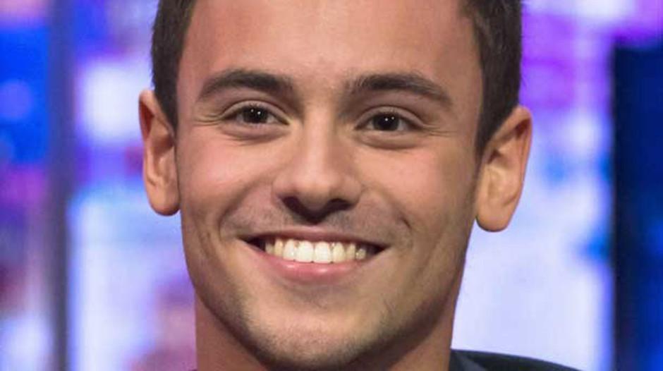 hot-celebrity-men-pictures-tom-daley_940x526