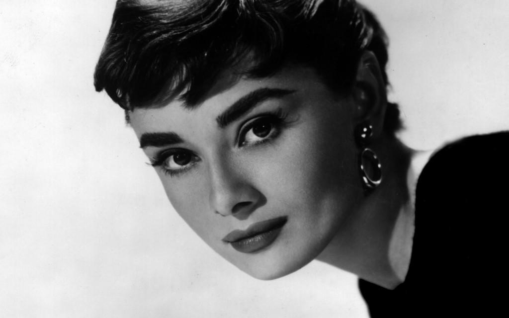 audrey_hepburn_legend (1)