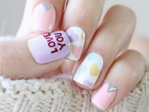 7-valentines-day-nails-lgn-80819195