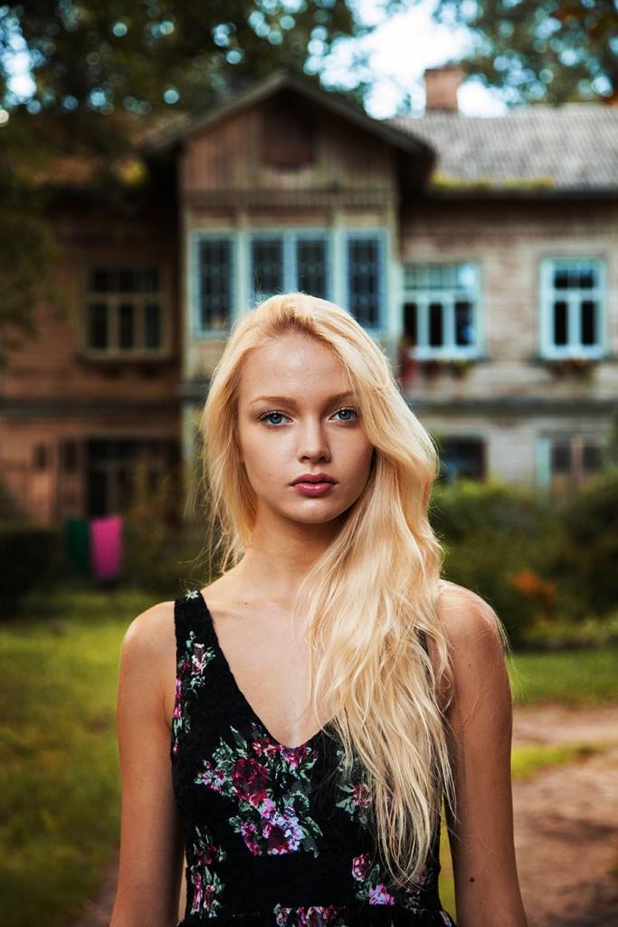 different-countries-women-portrait-photography-michaela-noroc-3-riga-latvia