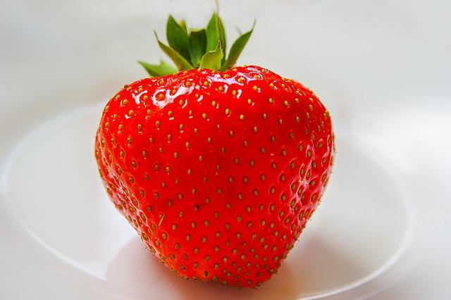 strawberry-361597_640
