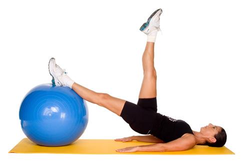 pho_exercise_ball-abs-butt-vertical