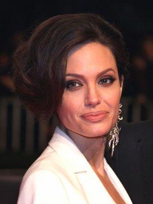 angelina_jolie-jan_19_2009