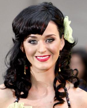 katy_perry-aug_29_2008