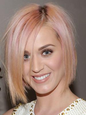 katy_perry-dec_03_2011