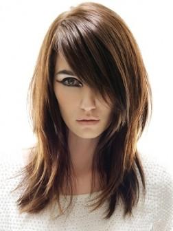 Long-hairstyles-for-round-face-shapes-252x336