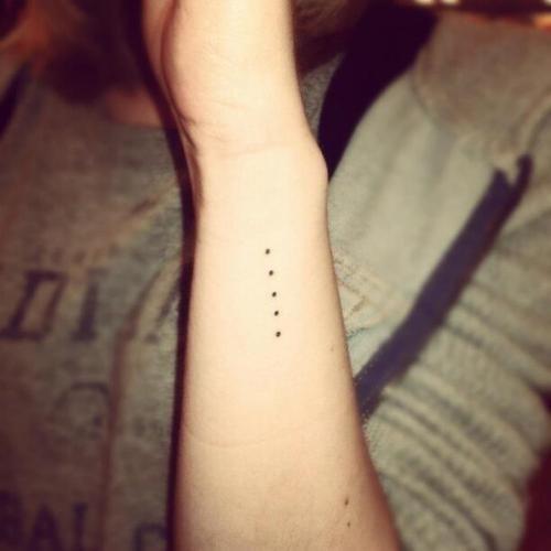 very-small-or-tiny-tattoos-for-women-56