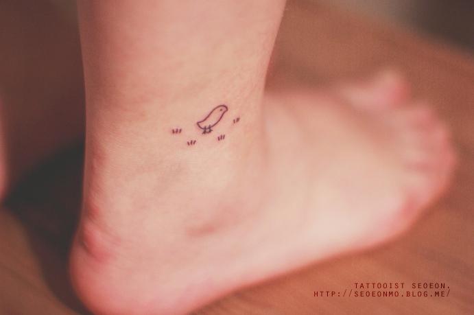 minimalistic-feminine-discreet-tattoo-seoeon-28