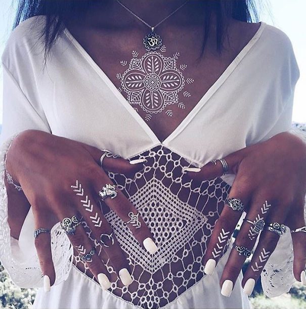 white-henna-tattoo-temporary-women-instagram-trend-45__605