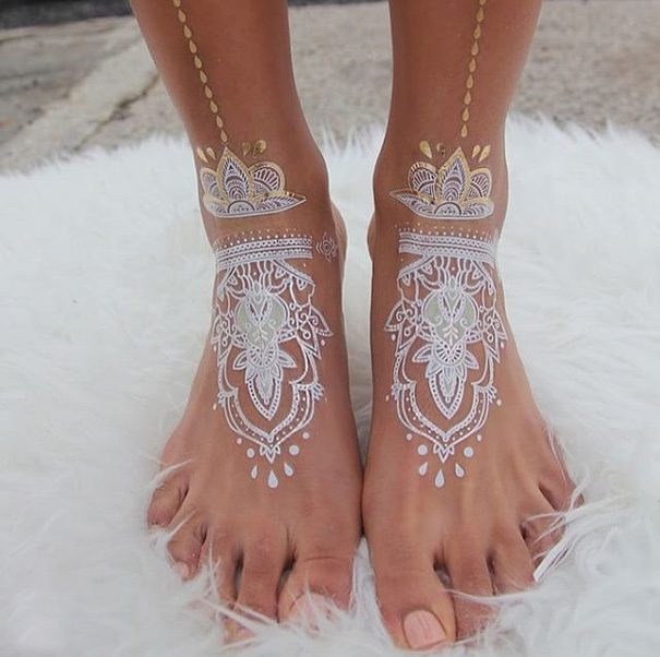 white-henna-tattoo-temporary-women-instagram-trend-56__605