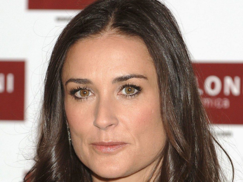 demi-moore-s-heartbreaking-life-story-makes-her-success-even-more-incredible-349513