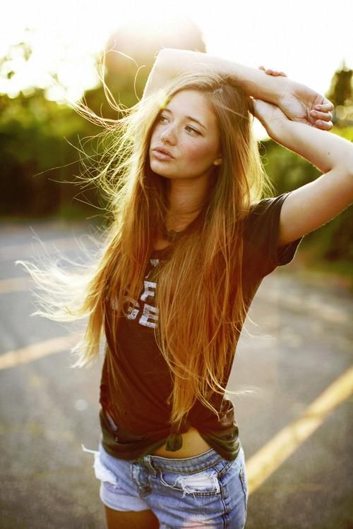 Pretty-Long-Straight-Golden-Hair