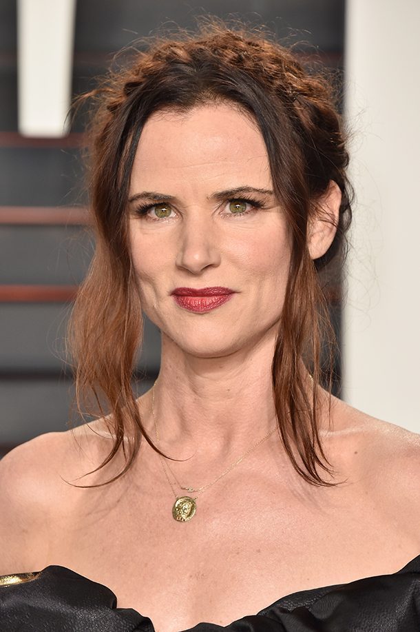 BEVERLY HILLS, CA - FEBRUARY 28:  Actress Juliette Lewis attends the 2016 Vanity Fair Oscar Party Hosted By Graydon Carter at the Wallis Annenberg Center for the Performing Arts on February 28, 2016 in Beverly Hills, California.  (Photo by Pascal Le Segretain/Getty Images)