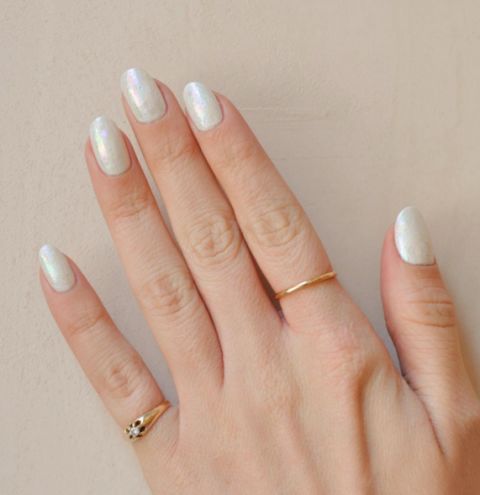 white-pearl-oil-slick-nails