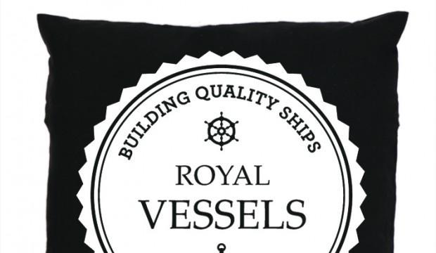 031_royalvessel_black_300