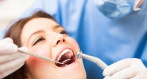 Uśmiech do wymiany – implanty czy mosty?