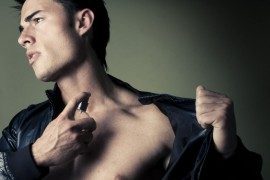 6 męskich sztuczek na podryw, którym ulegają kobiety