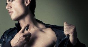 6 męskich sztuczek na podryw, którym ulegają kobiety