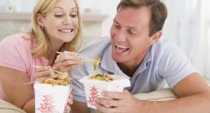 5 oznak, że JESZ WIĘCEJ niż powinnaś!