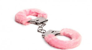 4 pozycje z KAJDANKAMI w roli głównej