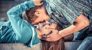 6 sposobów jak rozpoznać, że FACET SIĘ W TOBIE ZAKOCHAŁ