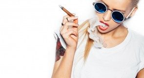 6 TYPÓW KOBIET, od których MĘŻCZYŹNI TRZYMAJĄ SIĘ Z DALEKA!