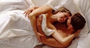 9 znaków, że ON chce się z Tobą przespać