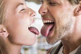 8 żenujących rzeczy, które robią ZAKOCHANE PARY