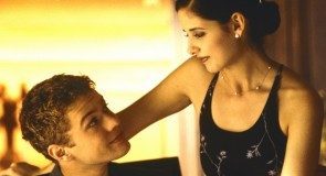 5 filmów, które kobieta może oglądać tylko w samotności