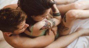 8 sposobów jak ONIEŚMIELIĆ faceta w łóżku