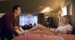 7 tekstów, które faceci stosują, by zaciągnąć nas do łóżka…