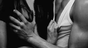 MĘSKIM ZDANIEM: oznaki, że jesteśmy dla siebie stworzeni pod względem seksu