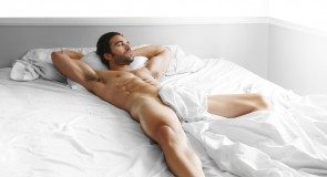 Czego najbardziej kobiety i mężczyźni żałują po seksie? Porównanie odpowiedzi!