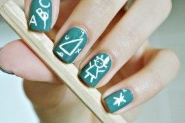 10 pomysłów na szkolny MANICURE