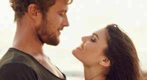 8 pytań na temat seksu, które CHCIAŁBY CI ZADAĆ UKOCHANY! (ale tego nie zrobi)