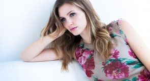 5 błędów, które kobiety popełniają GDY ZA BARDZO SIĘ ZAKOCHAJĄ!